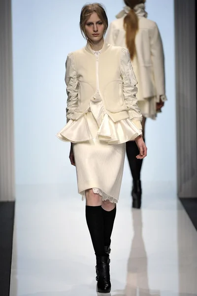 Look 35